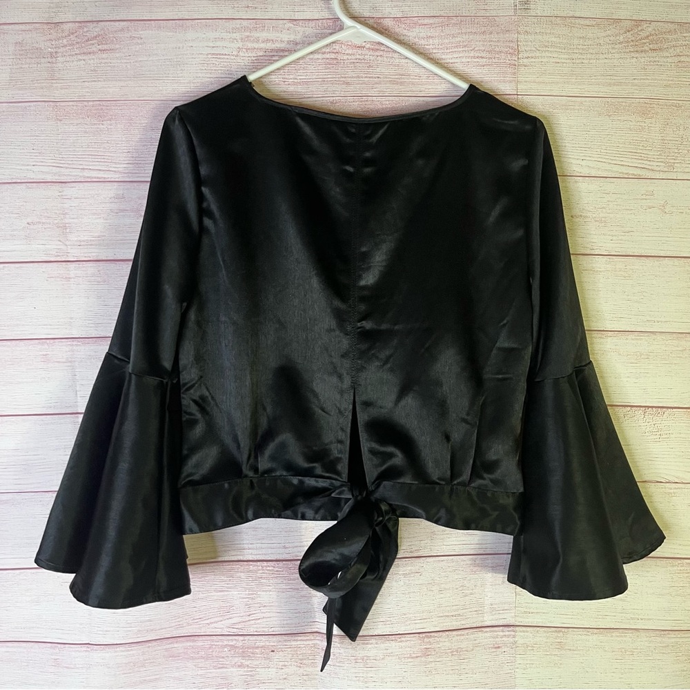 Jack by BB Dakota Black Satin Bell Sleeve Crop Top Back Tie Size Small